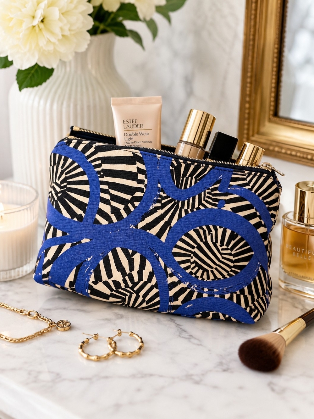 Estee Lauder Makeup and Cosmetic Pouch